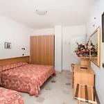 Des Bains Апарт-отель Чезенатико