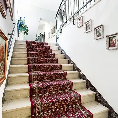 Appart hôtel Des Bains 3*
