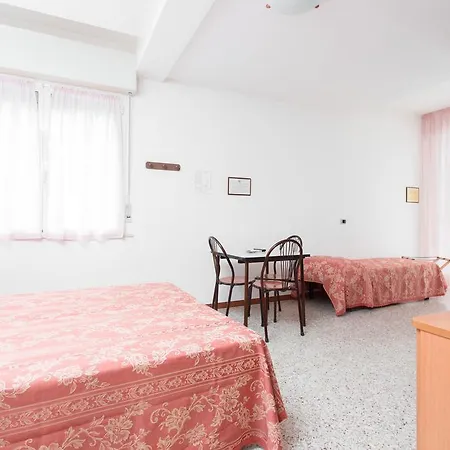 Ξενοδοχείο με διαμερίσματα Des Bains