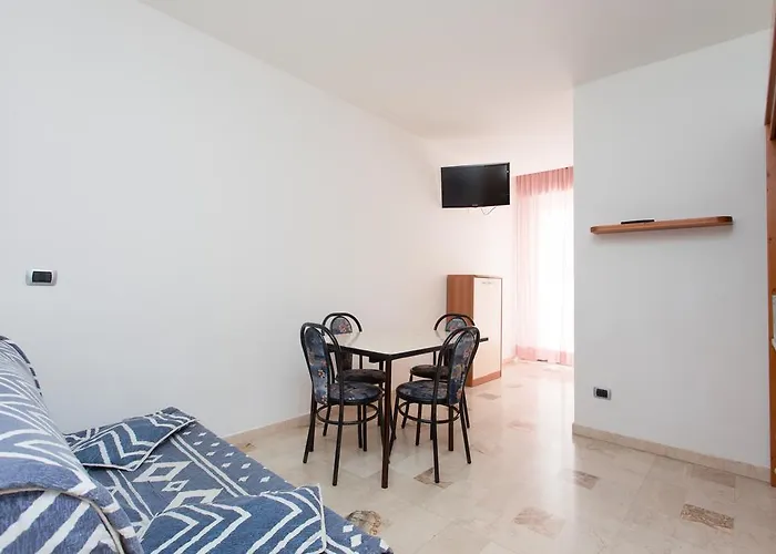 Des Bains 3* צ'סנטיקו